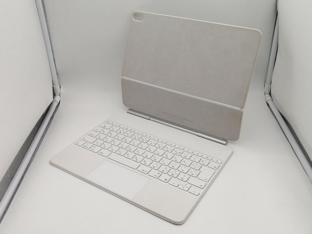 【中古】Apple Magic Keyboard 日本語(JIS) ホワイト iPad Air 13インチ(第1/第2/第3世代)用 MDFW4J/A【なんば】保証期間１週間