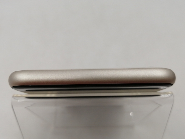【中古】Apple au 【SIMフリー】 iPhone SE（第3世代） 64GB スターライト MMYD3J/A【千葉】保証期間１ヶ月【ランクA】_2