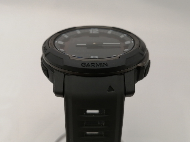 中古】Garmin Instinct Crossover Dual Power 010-02730-41 Graphite