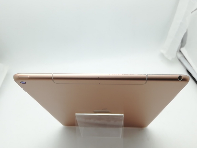 【中古】Apple SoftBank 【SIMロック解除済み】 iPad Air（第3世代/2019） 64GB ゴールド MV0F2J/A【柏】保証期間１ヶ月【ランクC】_2
