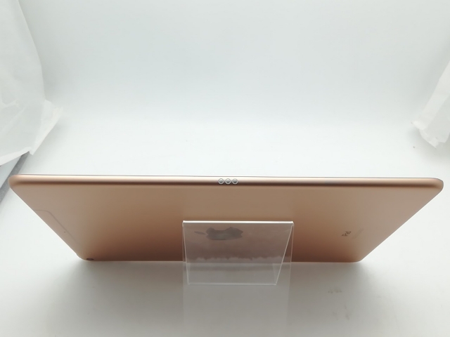 【中古】Apple SoftBank 【SIMロック解除済み】 iPad Air（第3世代/2019） 64GB ゴールド MV0F2J/A【柏】保証期間１ヶ月【ランクC】_4