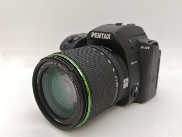 【中古】RICOH PENTAX K-70 18-135WRキット ブラック【新宿2】保証期間１ヶ月【ランクC】