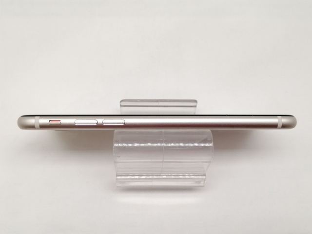 【中古】Apple au 【SIMフリー】 iPhone SE（第3世代） 64GB スターライト MMYD3J/A【日本橋3】保証期間１ヶ月【ランクA】_5