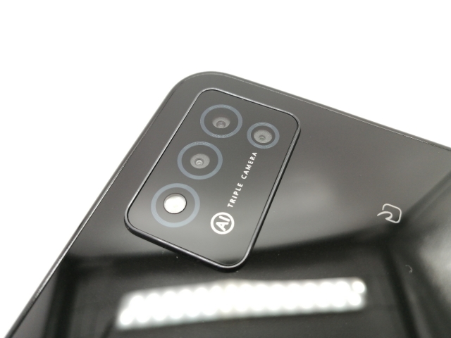 【中古】ZTE ymobile 【SIMフリー】 Libero 5G III 4GB 64GB ブラック A202ZT【大宮東口】保証期間１ヶ月【ランクA】_6