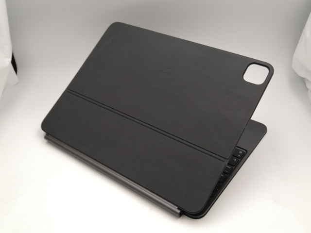 中古】Apple Magic Keyboard 日本語（JIS）ブラック iPad Pro 13インチ 