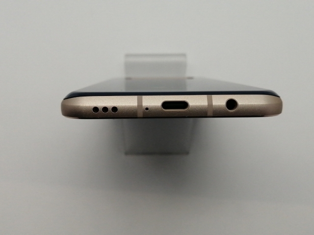 【中古】LG電子 SoftBank 【SIMロック解除済み】 LG V60 ThinQ 5G クラッシーブルー 8GB 128GB A001LG【大須アメ横】保証期間１ヶ月【ランクA】_4