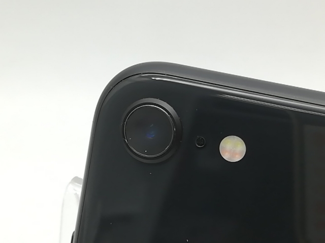 【中古】Apple SoftBank 【SIMロック解除済み】 iPhone SE（第2世代） 64GB ブラック MHGP3J/A（後期型番）【柏】保証期間１ヶ月【ランクB】