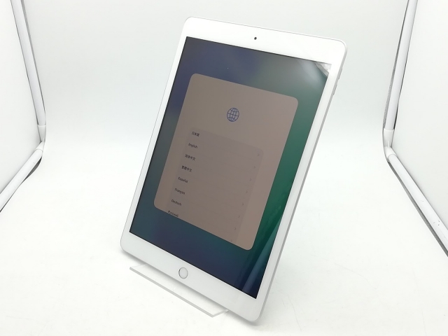 【中古】Apple 【Wi-Fi】 iPad（第8世代/2020） 32GB シルバー MYLA2J/A【秋葉本店】保証期間１ヶ月【ランクC】