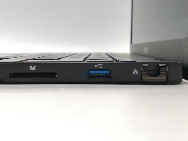 【中古】Fujitsu LIFEBOOK U9311/F 【i5-1145G7 8G 128G(SSD) WiFi 13LCD(1920x1080)】【三宮センター】保証期間１ヶ月【ランクC】_3