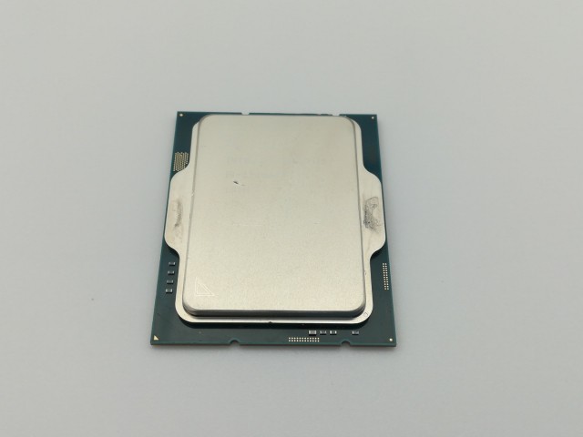 【中古】Intel Core i9-13900KF(3.0GHz) Bulk LGA1700/24C(P:8C/E:16C)/32T/L3 36M/PBP125W【神戸】保証期間１週間