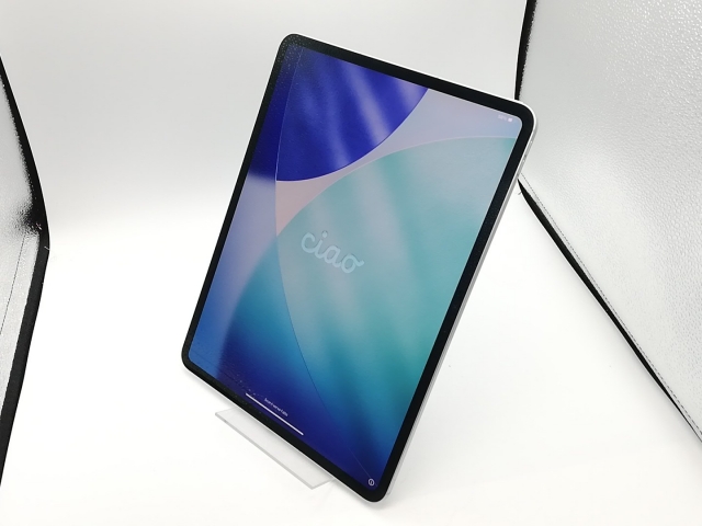【中古】Apple SoftBank 【SIMフリー】 13インチ iPad Pro（M4/2024） 256GB シルバー 標準ガラス MVXT3J/A【秋葉2号】保証期間１ヶ月【ランクA】