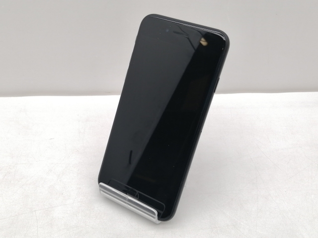 【中古】Apple docomo 【SIMロック解除済み】 iPhone SE（第2世代） 64GB ブラック MHGP3J/A（後期型番）【仙台イービーンズ】保証期間１ヶ月【ランクB】