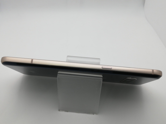【中古】LG電子 SoftBank 【SIMロック解除済み】 LG V60 ThinQ 5G クラッシーブルー 8GB 128GB A001LG【新橋烏森通り】保証期間１ヶ月【ランクC】_3