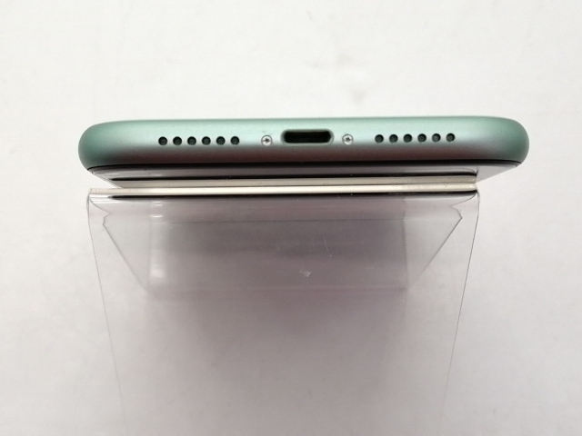 中古】Apple SoftBank 【SIMロック解除済み】 iPhone 11 256GB