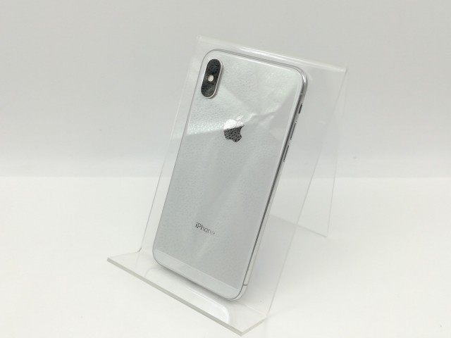 【中古】Apple docomo 【SIMロック解除済み】 iPhone XS 64GB シルバー MTAX2J/A【神戸】保証期間１ヶ月【ランクC】