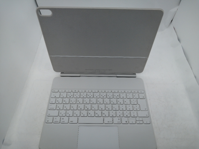 【中古】Apple Magic Keyboard 日本語(JIS) ホワイト iPad Air 13インチ(第1/第2/第3世代)用 MDFW4J/A【秋葉5号】保証期間1週間