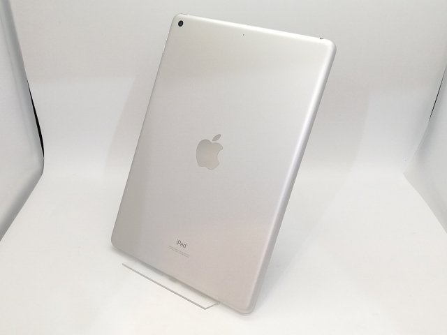 【中古】Apple 【Wi-Fi】 iPad(第8世代/2020) 32GB シルバー MYLA2J/A【高崎モントレー】保証期間1ヶ月【ランクB】