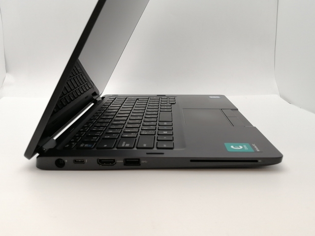 中古】DELL Latitude 5300 2-in-1 【i5-8365U 8G 256G(SSD) 1GbE