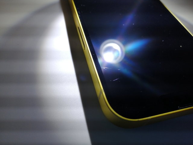 【中古】Apple 国内版 【SIMフリー】 iPhone 14 256GB イエロー MR3R3J/A【なんば】保証期間１ヶ月【ランクC】_7