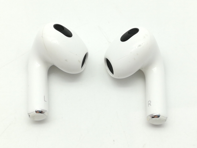 新品未開封 Apple Airpods (第3世代) MME73J/A Apple Airpods (第3世代