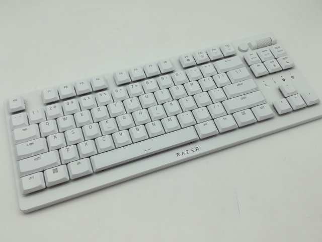 【中古】Razer DeathStalker V2 Pro Tenkeyless Linear Optical Switch RZ03-04373500-R3M1 [英語配列/テンキーレス/ホワイト]【広島】保証期間１週間の通販は 16,100円