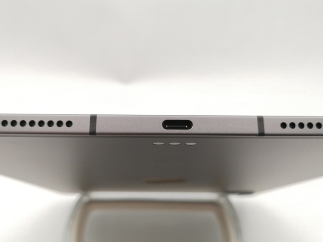 中古】Apple au 【SIMロック解除済み】 11インチ iPad Pro（第3世代
