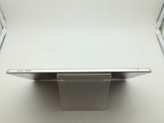 【中古】Apple au 【SIMフリー】 iPad（第9世代/2021） 64GB シルバー MK493J/A【三宮センター】保証期間１ヶ月【ランクC】_3