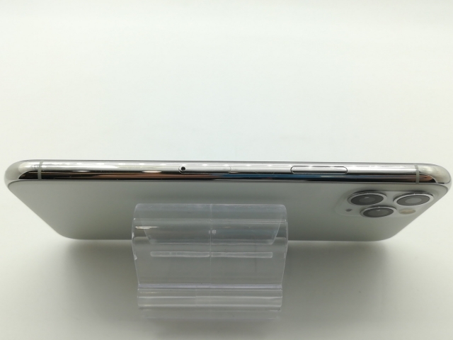 Apple iPhone11PRO 256GB シルバー MWC82J/A（数量は多い Amazon
