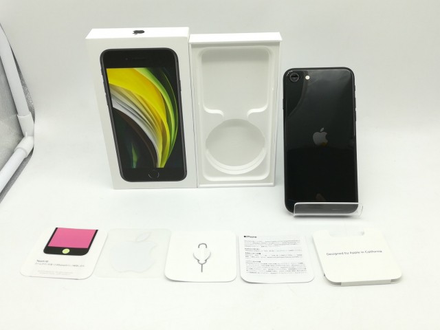 【中古】Apple docomo 【SIMロック解除済み】 iPhone SE（第2世代） 128GB ブラック MHGT3J/A（後期型番）【広島】保証期間１ヶ月【ラン