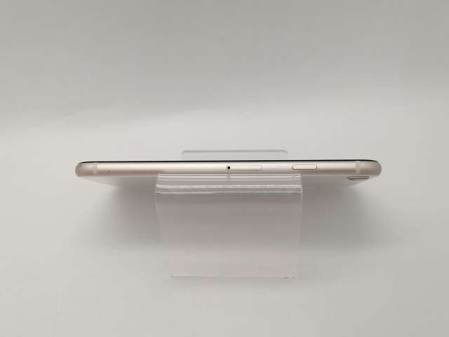 【中古】【赤ロム保証あり】Apple au 【SIMフリー】 iPhone SE（第3世代） 128GB スターライト MMYG3J/A【広島本通】保証期間１ヶ月【ランクB】_3