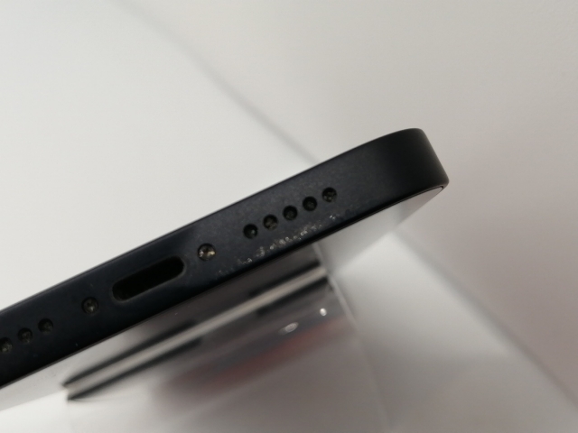 【中古】Apple docomo 【SIMロック解除済み】 iPhone 12 64GB ブラック MGHN3J/A【広島本通】保証期間１ヶ月【ランクB】