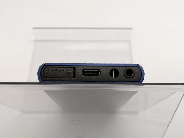 SONY NW-A306 32GB ブラック 純正シリコンケース（中古）付き