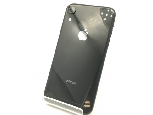 【中古】Apple docomo 【SIMロック解除済み】 iPhone XR 64GB ブラック MT002J/A【広島】保証期間１ヶ月【ランクA】
