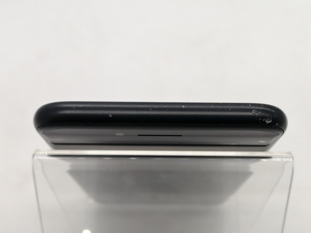 【中古】Apple SoftBank 【SIMロック解除済み】 iPhone 7 128GB ブラック MNCK2J/A【熊本】保証期間１ヶ月【ランクC】_2
