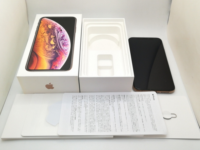 Apple iPhone XS 64GB SIMロックあり docomo 即日発送可iPhoneXS 64GB