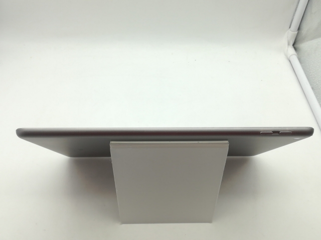 【中古】Apple 【Wi-Fi】 iPad（第6世代/2018） 32GB スペースグレイ MR7F2J/A【広島】保証期間１ヶ月【ランクC】_2