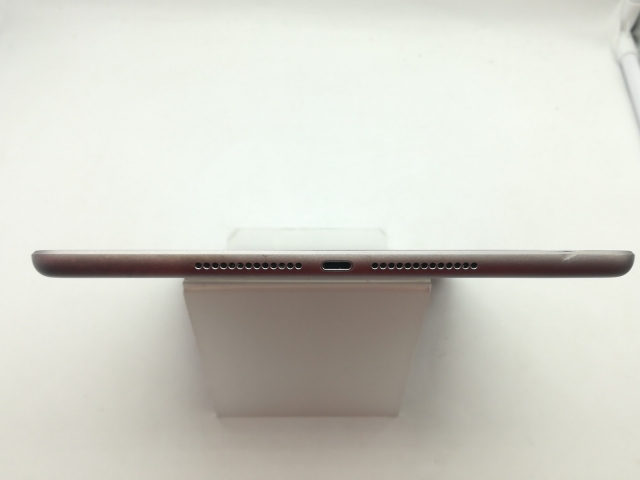 【中古】Apple 【Wi-Fi】 iPad（第6世代/2018） 32GB スペースグレイ MR7F2J/A【広島】保証期間１ヶ月【ランクC】_5