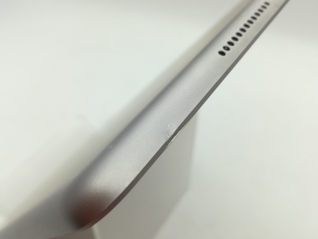 【中古】Apple 【Wi-Fi】 iPad（第6世代/2018） 32GB スペースグレイ MR7F2J/A【広島】保証期間１ヶ月【ランクC】_8