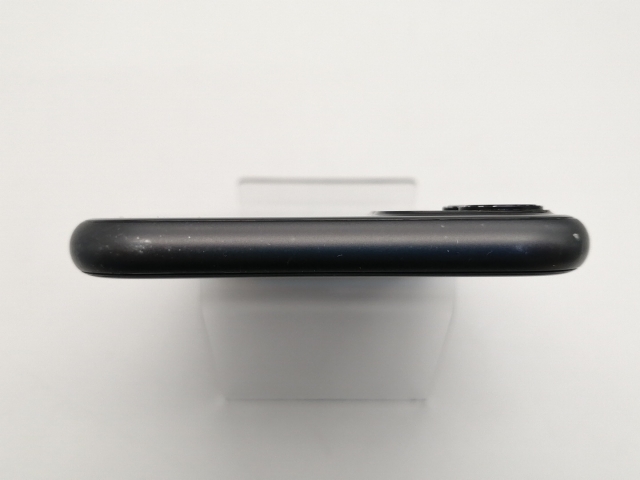 中古】Apple docomo 【SIMロック解除済み】 iPhone 11 64GB