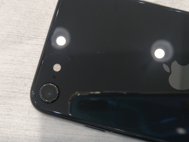 【中古】Apple SoftBank 【SIMロック解除済み】 iPhone SE（第2世代） 64GB ブラック MHGP3J/A（後期型番）【広島本通】保証期間１ヶ月【ランクC】_9