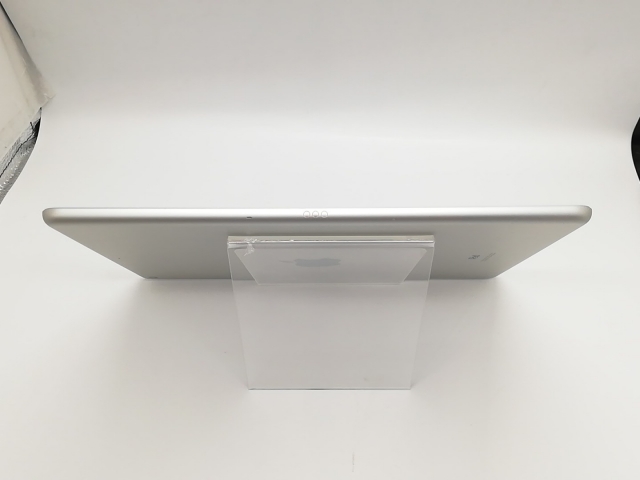 【中古】Apple 【Wi-Fi】 iPad（第7世代/2019） 32GB シルバー MW752J/A【福岡天神】保証期間１ヶ月【ランクC】_5