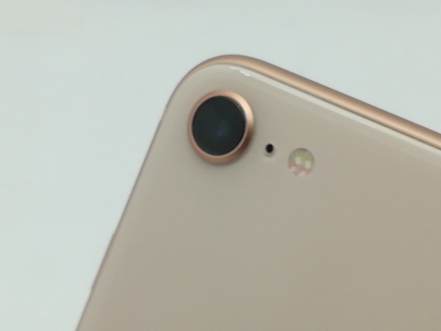 【中古】Apple SoftBank 【SIMロックあり】 iPhone 8 64GB ゴールド MQ7A2J/A【広島】保証期間１ヶ月【ランクB】_6