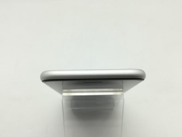 【中古】Apple au 【SIMロック解除済み】 iPhone SE（第2世代） 64GB ホワイト MX9T2J/A【広島】保証期間１ヶ月【ランクC】