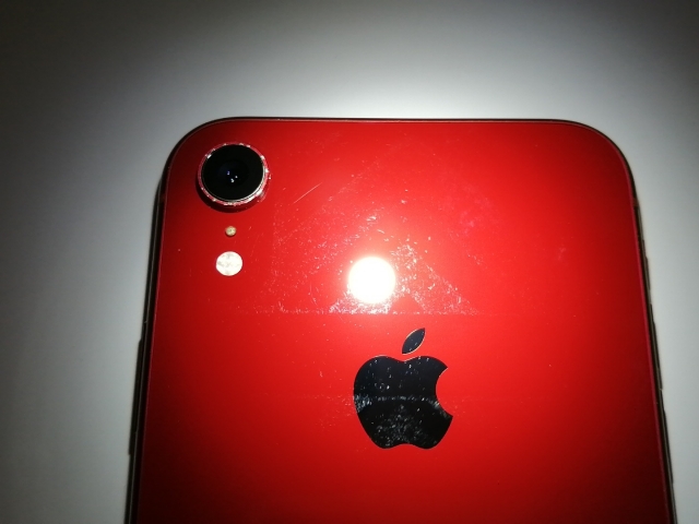 【中古】Apple docomo 【SIMロック解除済み】 iPhone XR 64GB (PRODUCT)RED MT062J/A【三宮センター】保証期間１ヶ月【ランクC】_8