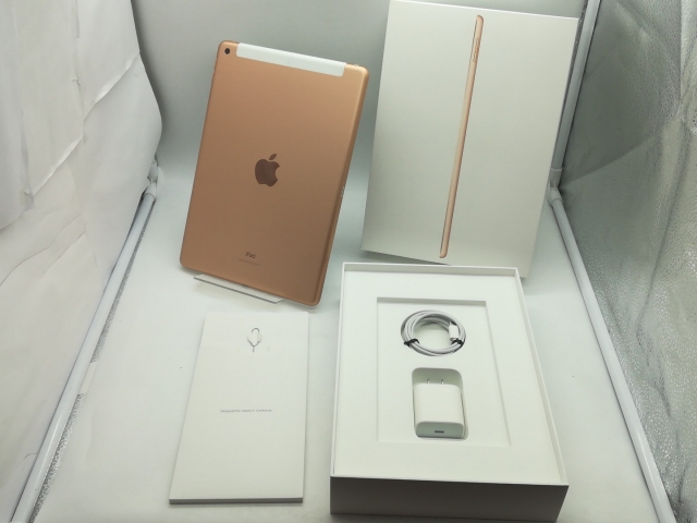 【中古】Apple 国内版 【SIMフリー】 iPad（第8世代/2020） 32GB ゴールド MYMK2J/A【広島】保証期間１ヶ月【ランクA】_7