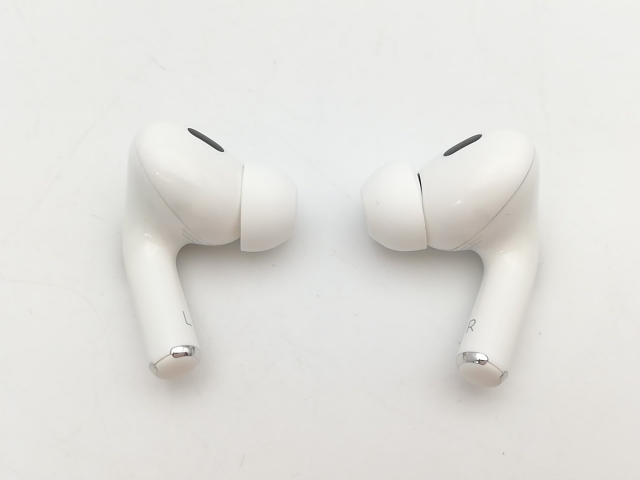 【中古】Apple AirPods Pro 第2世代（2022/Lightning） MQD83J/A【熊本】保証期間１ヶ月