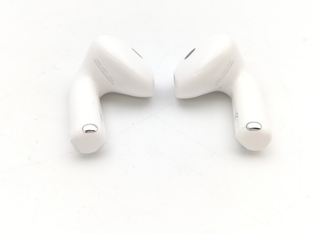 【中古】Apple AirPods 4 MXP63J/A【熊本】保証期間１ヶ月_4
