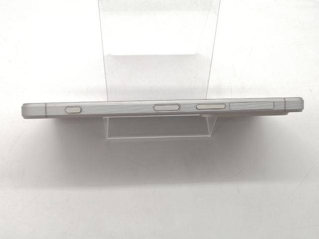 【中古】SONY docomo 【SIMフリー】 Xperia 1 VI プラチナシルバ− 12GB 256GB SO-51E【熊本】保証期間１ヶ月【ランクB】_5