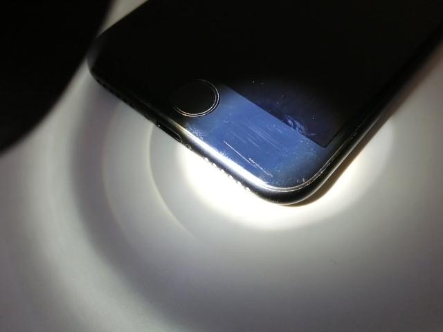 中古】Apple SoftBank 【SIMロック解除済み】 iPhone 7 32GB