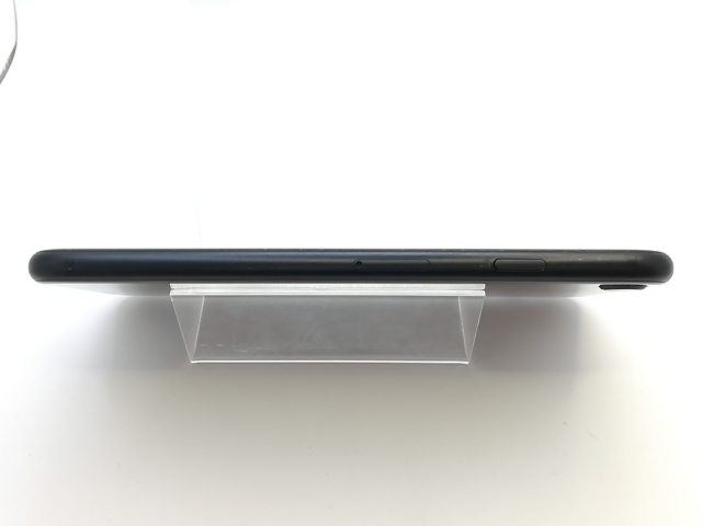【中古】Apple SoftBank 【SIMロック解除済み】 iPhone SE（第2世代） 64GB ブラック MHGP3J/A（後期型番）【熊本】保証期間１ヶ月【ランクC】_3